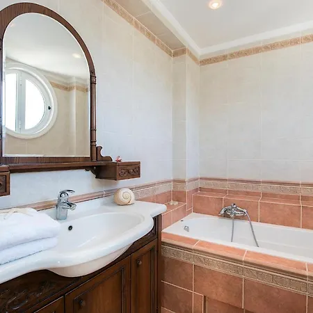 Villa Mia *